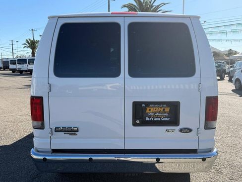 Used 2012 Ford E-250 and Econoline 250 w/ Premium Van Group image 7