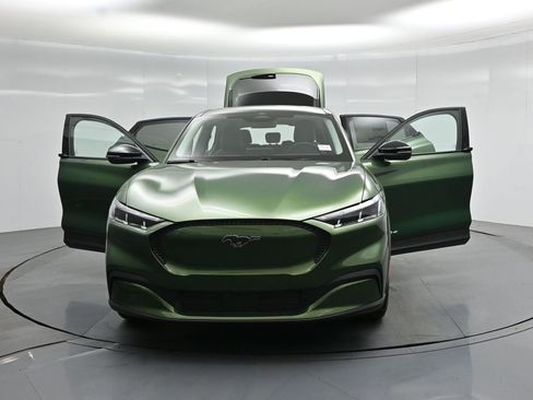 New 2026 Ford Mustang Mach-E Select image 27