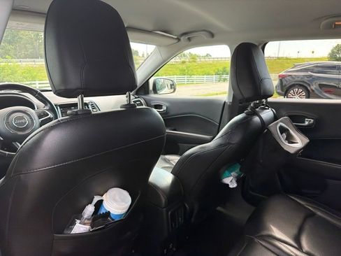 Used 2018 Jeep Compass Limited w/ Safe & Security Group FWD image 19