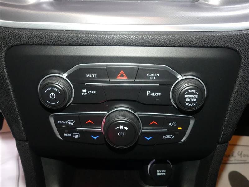 Used 2022 Dodge Charger SXT RWD image 35