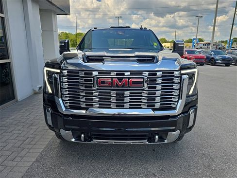 New 2025 GMC Sierra 2500 Denali w/ Denali Reserve Package image 2