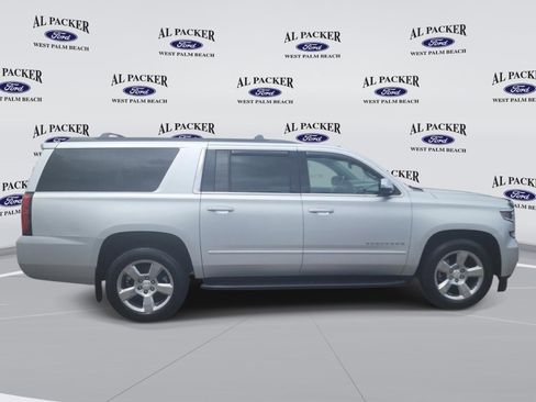 Used 2017 Chevrolet Suburban LS w/ All-Season Package RWD image 7