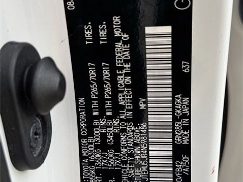 Used 2022 Toyota 4Runner SR5 image 27