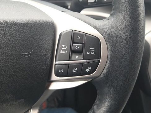 Used 2023 Ford Explorer XLT w/ Equipment Group 202A image 40