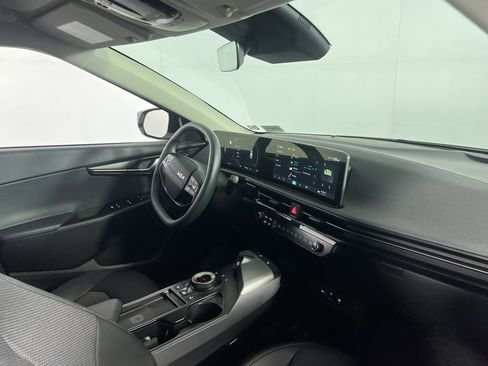 Used 2025 Kia EV6 Light w/ Light LR Technology Package image 33