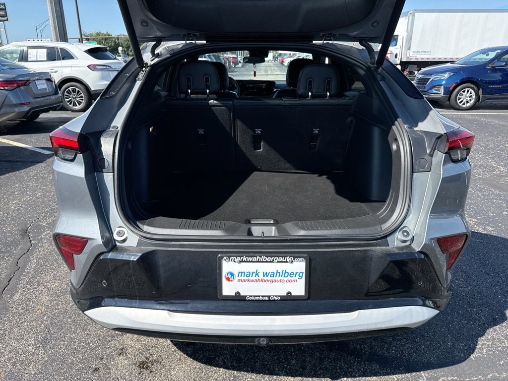 Used 2025 Buick Envista Sport Touring w/ Convenience I Package FWD image 23