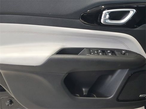 New 2026 Jeep Compass Limited w/ Sun, Sound & Navigation Group image 17