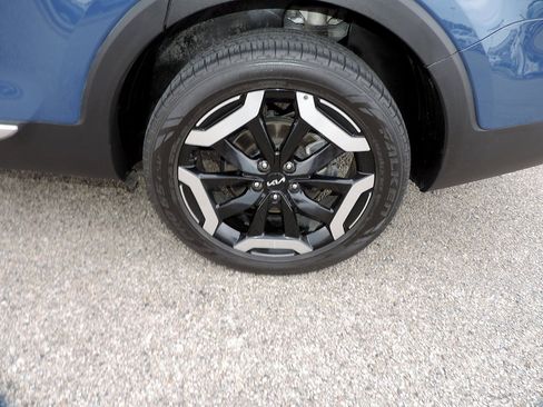 Used 2024 Kia Telluride S w/ S Sunroof Package FWD image 9