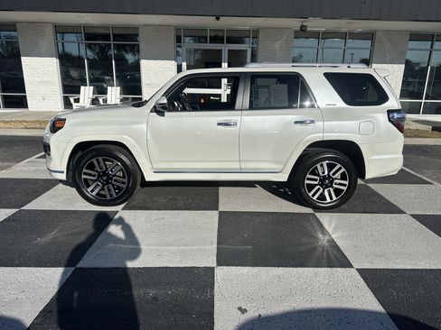 Used 2022 Toyota 4Runner Limited image 1