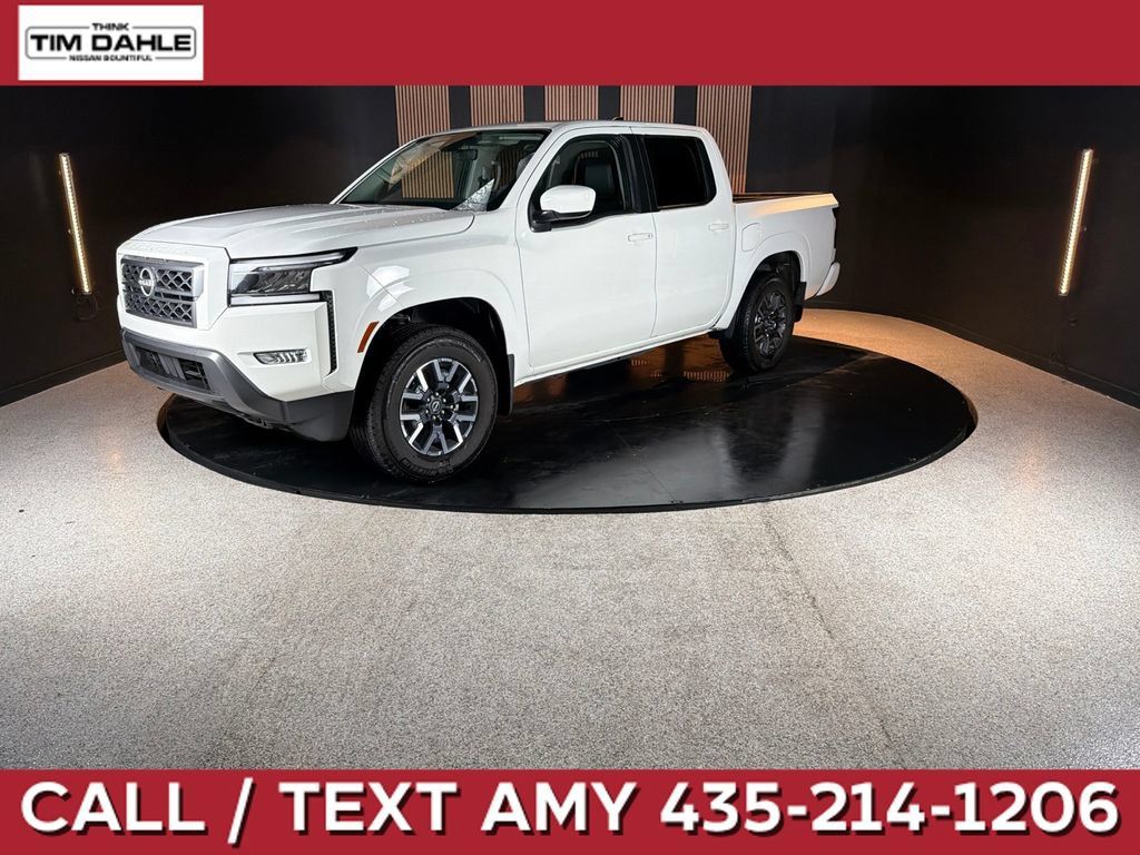 Used 2024 Nissan Frontier SL w/ Technology Package AWD/4WD image 1