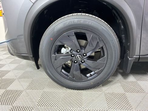 New 2026 Nissan Rogue SV FWD image 10