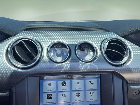 Used 2017 Ford Mustang GT Premium w/ GT Performance Package RWD image 33