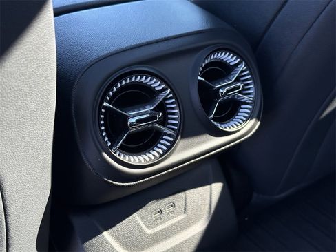 Used 2024 Chevrolet Blazer EV LT image 28