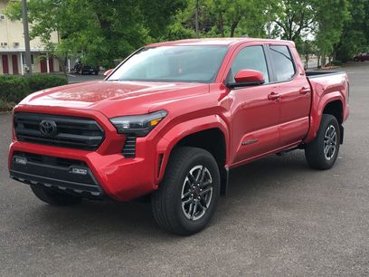 Used 2025 Toyota Tacoma SR5