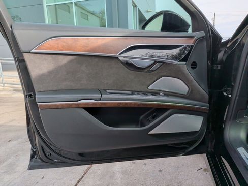 Certified 2021 Audi A8 L 3.0T image 14