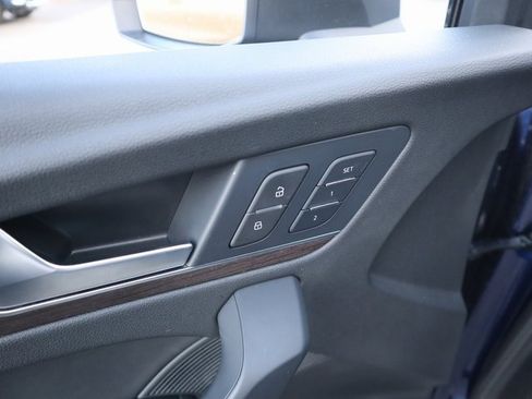 Used 2024 Audi Q5 2.0T Premium Plus image 18