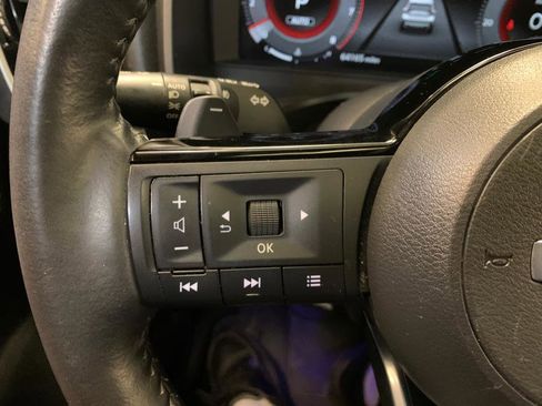 Used 2021 Nissan Rogue Platinum image 21