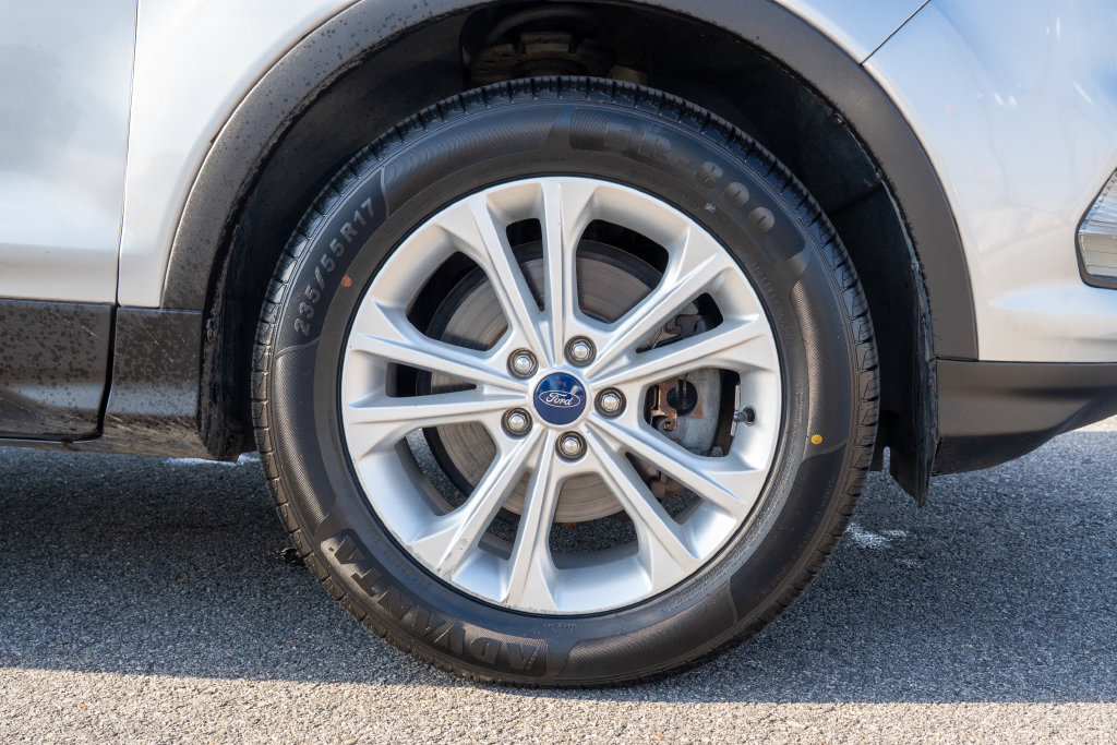 Used 2018 Ford Escape SEL AWD/4WD image 30