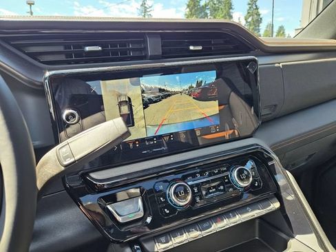 New 2026 GMC Sierra 2500 AT4 AWD/4WD image 35