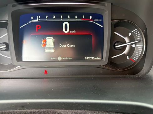 Used 2025 Honda Passport TrailSport image 18