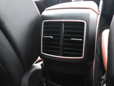 Used 2023 Kia Sportage SX image 18