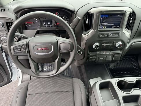 New 2026 GMC Sierra 2500 Pro w/ Convenience Package image 9