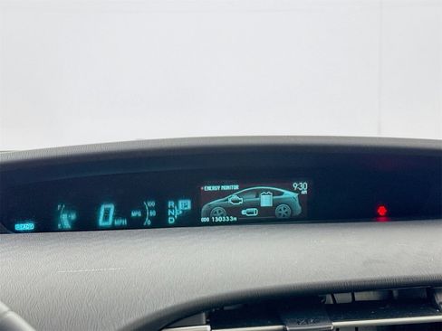 Used 2012 Toyota Prius Four image 10