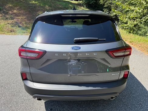 Used 2025 Ford Escape ST-Line AWD/4WD image 7