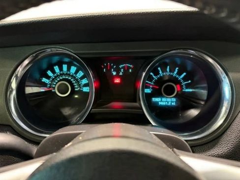 Used 2013 Ford Mustang GT image 15