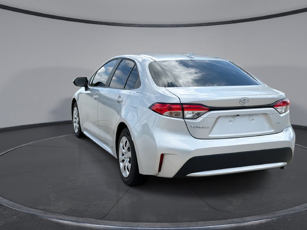 Used 2020 Toyota Corolla LE FWD image 10