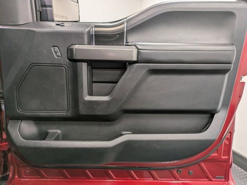 Used 2018 Ford F150 XLT w/ Equipment Group 302A Luxury image 27