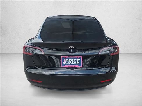 Used 2021 Tesla Model 3 Standard Range Plus RWD image 4