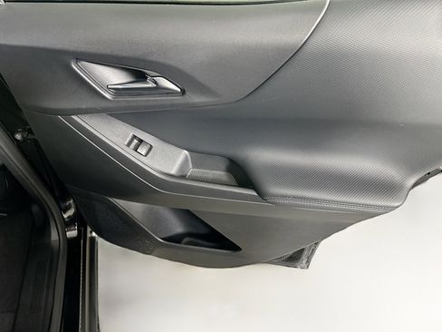 Used 2025 Chevrolet Equinox LT image 28