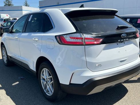 Used 2022 Ford Edge SEL image 6