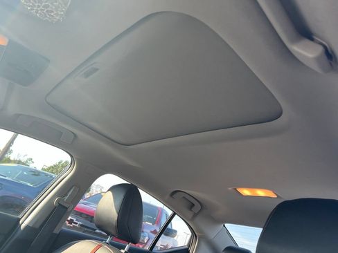 Used 2021 Nissan Sentra SR w/ SR Premium Package FWD image 7