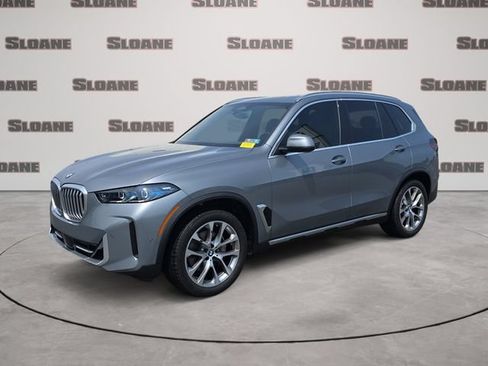 Used 2025 BMW X5 xDrive40i AWD/4WD image 1