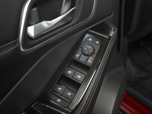 Used 2021 Nissan Rogue SV w/ Premium Package image 21