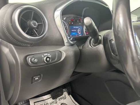 Used 2020 Chevrolet Blazer LT w/ LPO, Floor Liner Package FWD image 20