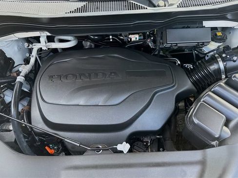 Used 2023 Honda Passport TrailSport image 33