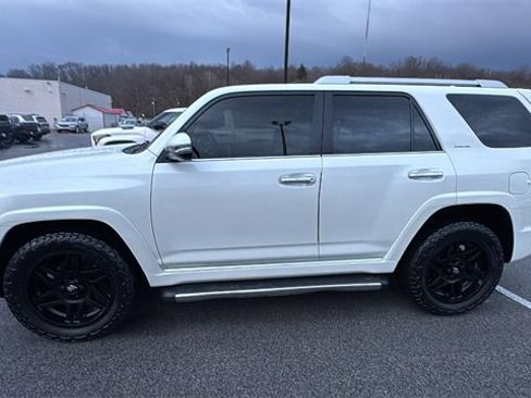 Used 2018 Toyota 4Runner Limited image 2