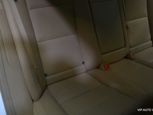 Used 2013 Mercedes-Benz S 550 4MATIC image 27