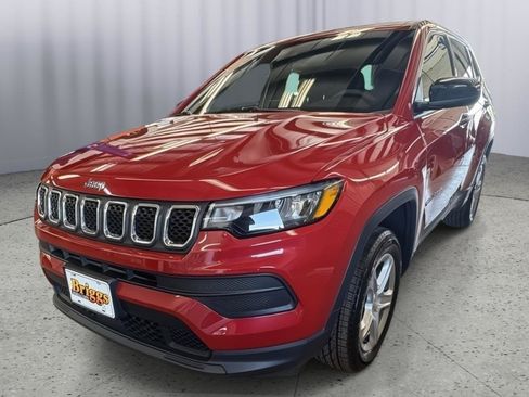 Used 2023 Jeep Compass Sport AWD/4WD image 10