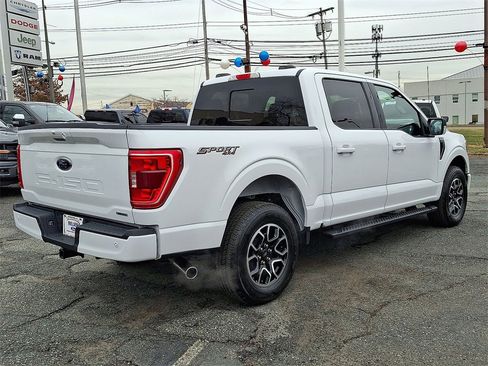 Certified 2022 Ford F150 XLT w/ Equipment Group 302A High image 25