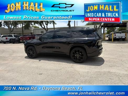 Used 2025 Chevrolet Traverse RS AWD/4WD image 6
