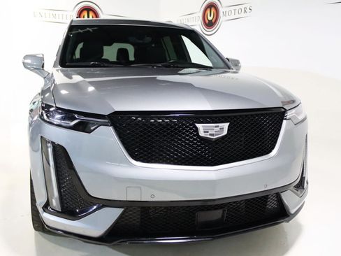 Used 2024 Cadillac XT6 Sport w/ Technology Package AWD/4WD image 29