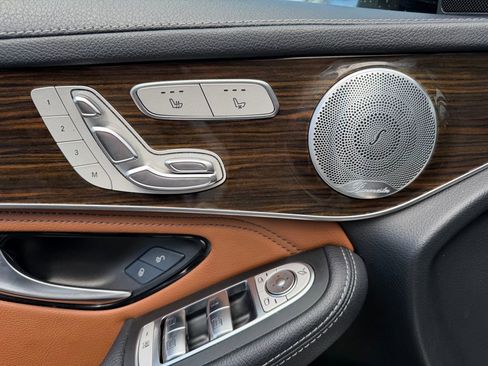 Used 2019 Mercedes-Benz GLC 43 AMG 4MATIC image 14