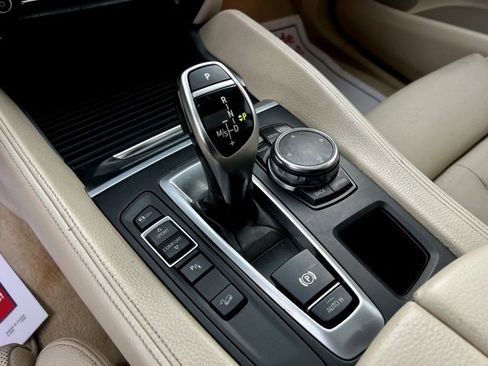 Used 2015 BMW X6 xDrive50i image 39