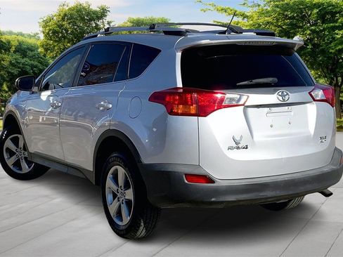Used 2015 Toyota RAV4 XLE image 4