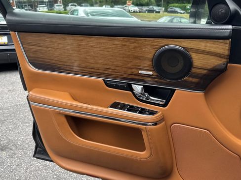 Used 2011 Jaguar XJ Supercharged image 20