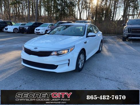 Used 2018 Kia Optima LX image 1